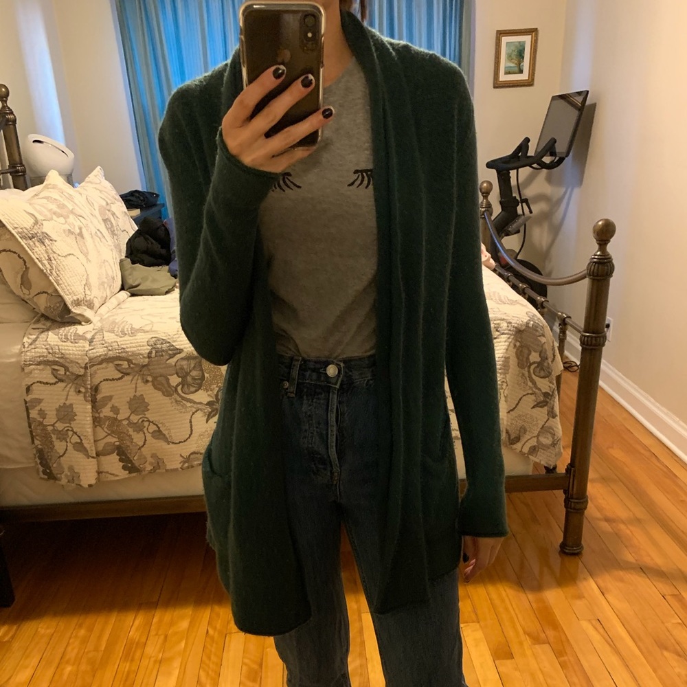 Babaton sweater